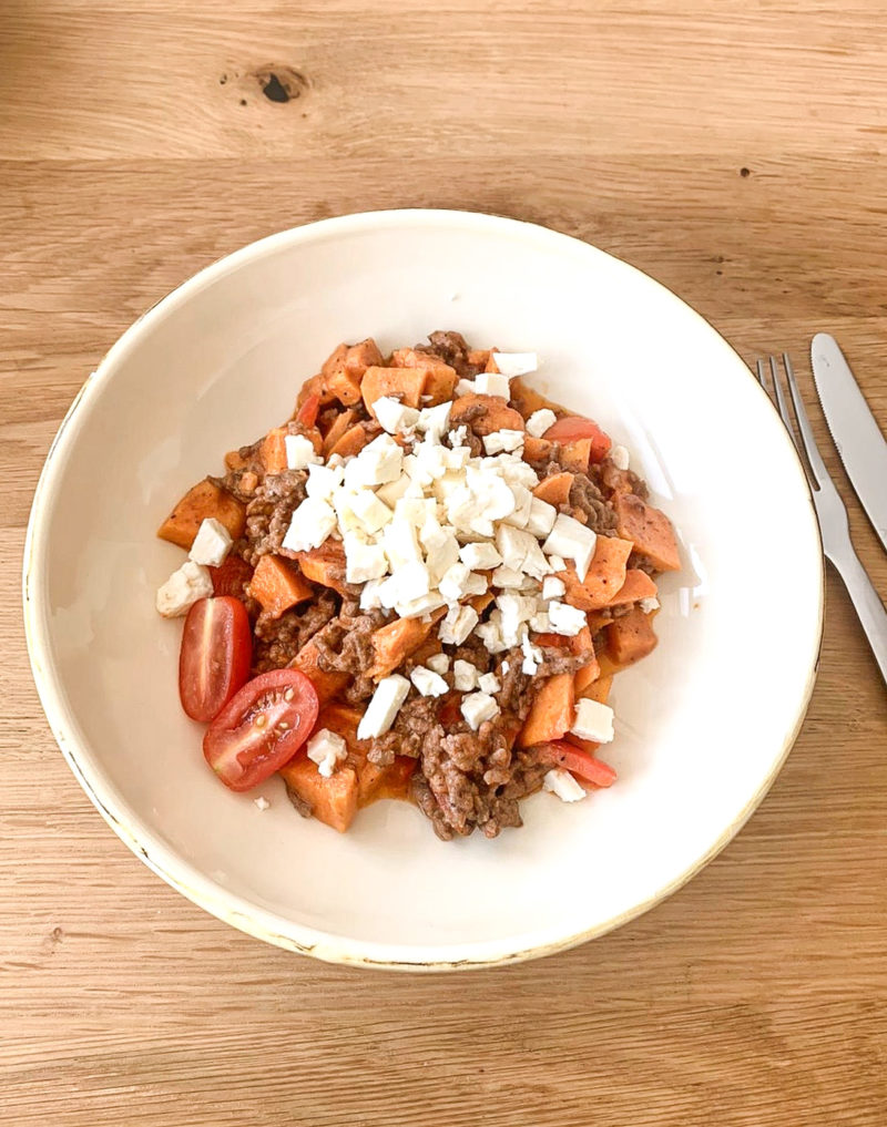 Süßkartoffel-Hackfleisch-Feta-Pfanne