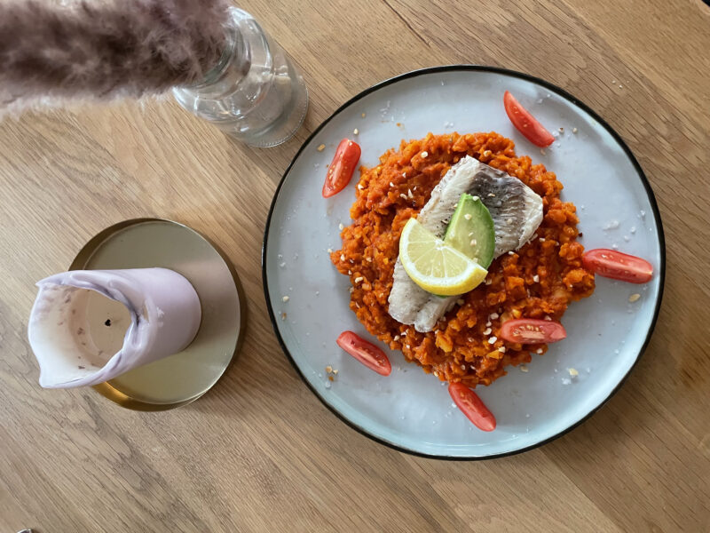 Fischfilet mit Tomatengemüse