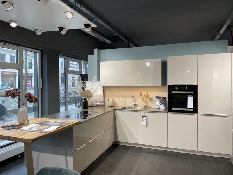 Modere Musterküche in unserem Küchenstudio Leipzig