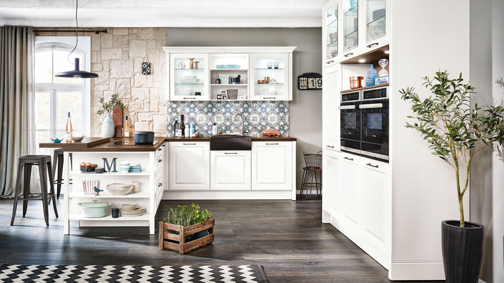 kueche_u_form_xanocs_kuechenstudio_grimma__0000_Breda_Weiss_M_01