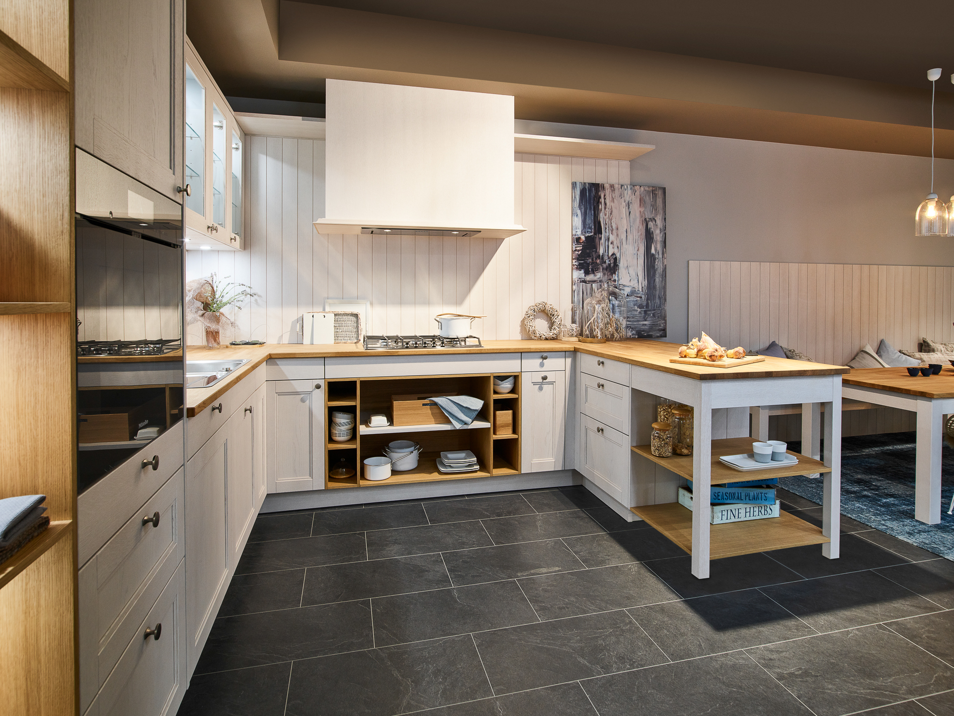 kuechenformen_kueche_landhausstil